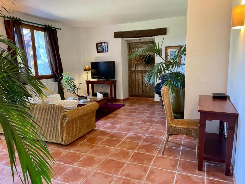 Maison D'Hotes Le Chai D'Armagnac Monguilhem Εξωτερικό φωτογραφία